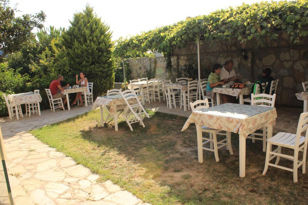 Ilyada Hotel Bozcaada Bagian luar foto