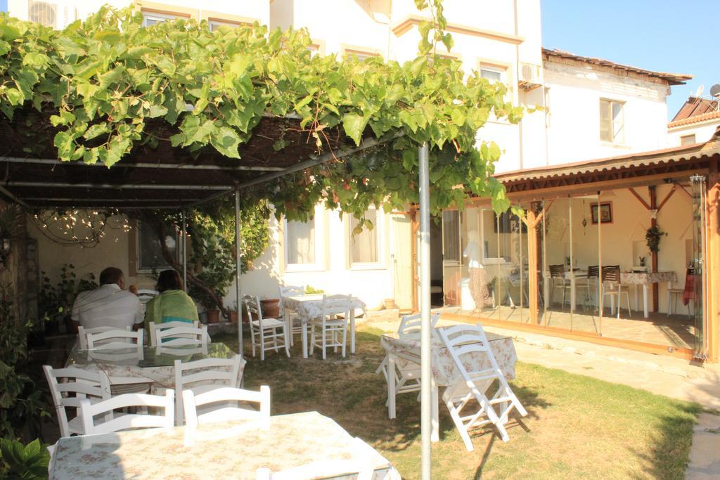 Ilyada Hotel Bozcaada Bagian luar foto